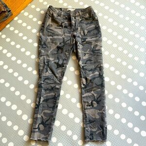Ci Sono Camouflage GI Stretchy Tight Pant Size 5